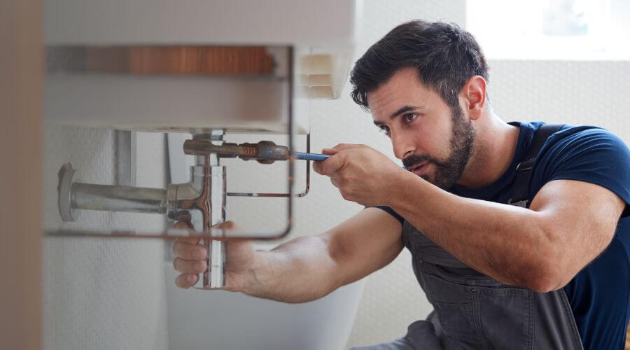 Water heater leaking fix in Arcola, IN